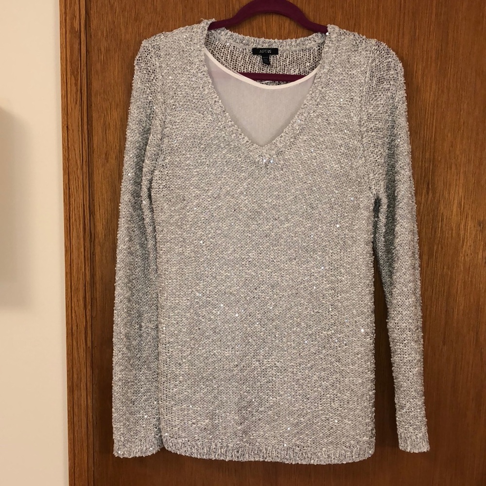 Beautiful sparkly long sleeve shirt